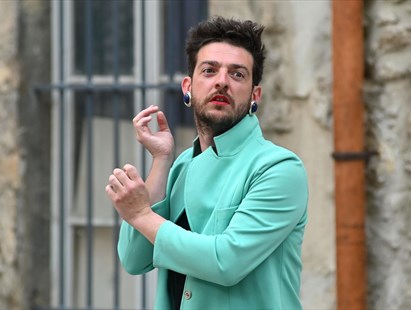 spectacle  » Le pédé » retrace les luttes LGBT aux Quinconces Le 11, 12, 13 et 14 septembre